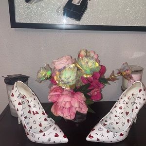 Aldo limited edition Valentine Heels